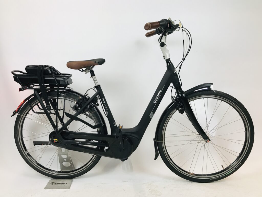 GAZELLE Orange C7+ elektrische BOSCH damesfiets Pack 400